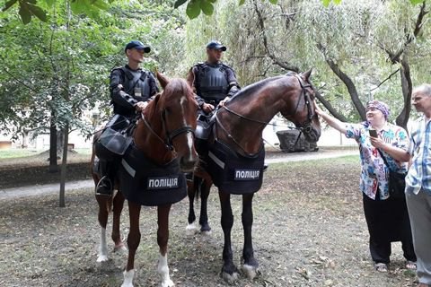 Центр Киева патрулируют около 3500 полицейских и нацгвардейцев
