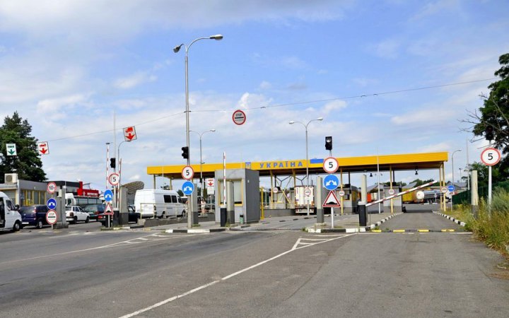 Мінінфраструктури закликало уряд Польщі розблокувати пункт пропуску "Ягодин – Дорогуськ"