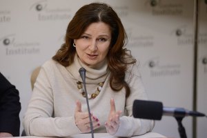 Хомутынник напрямую представляет Арбузова, Клименко и "Семью", - Богословская