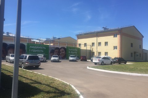 У Миколаєві відкрили третій в Україні пункт тимчасового розміщення мігрантів