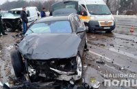 В Житомире во время двойного ДТП перевернулась "Газель" с заключенными