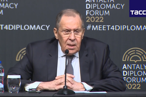 Росія не нападала на Україну і на інші країни нападати не планує, – Лавров