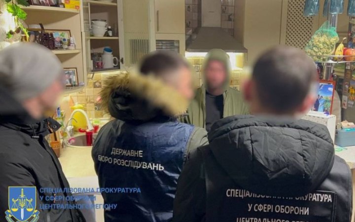 Військові, працівники ЗСУ та підприємці нажилися на 5 млн грн на харчах для захисників
