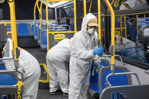В Нью-Йорке впервые в истории планово закрыли метро 