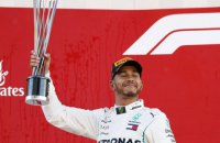 На старте Гран-при Испании Формулы-1 гонщик Haas спровоцировал массовую аварию
