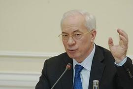 Азаров объясняет проблемы с мукой ментальной отсталостью населения