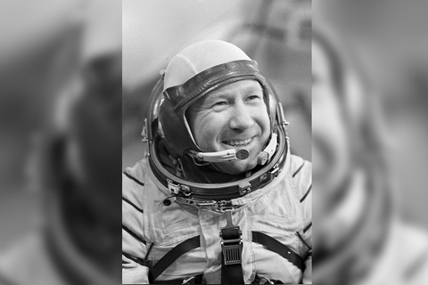Умер Алексей Леонов, совершивший первый выход в открытый космос