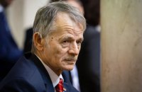 В оккупированном Крыму торгуют украденными в Украине авто и техникой - Джемилев