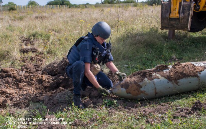 На Харківщині після обстрілу знайшли дві нездетоновані авіабомби вагою по 500 кг