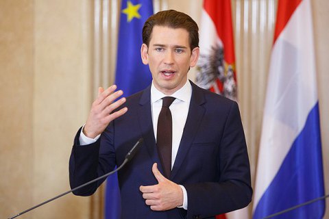 Канцлер Австрии прокомментировал "свадебный вояж" Путина