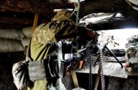 На Донбассе ранен украинский военный