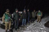 ​На Львовщине пограничники задержали россиянина, который перевозил нелегалов из Азии