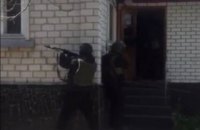 В Киеве задержали мужчину, который держал в подвале бизнесмена и требовал выкуп