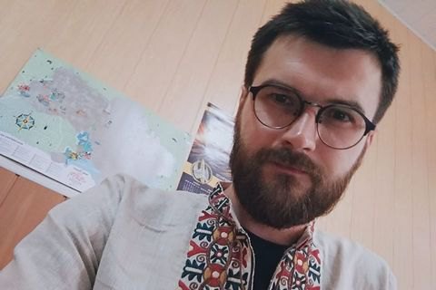 Суд выпустил из-под стражи одесского поэта, подозреваемого по делу о пожаре в одесском колледже