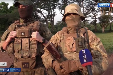 Российские наемники в ЦАР в этом году убивали мирных жителей, грабили дома и расстреляли верующих в мечети, - NYT