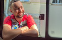 «Не журись, тебе хоча б бабка не обісцяла!»: реальність лікаря швидкої і стендап-коміка Богдана Вахнича