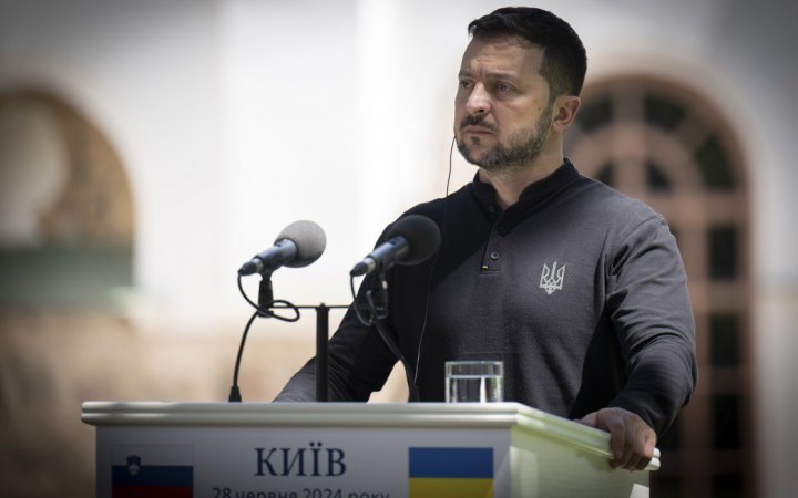 Зеленський: нам необхідні сили та засоби, щоб знищувати російську бойову авіацію