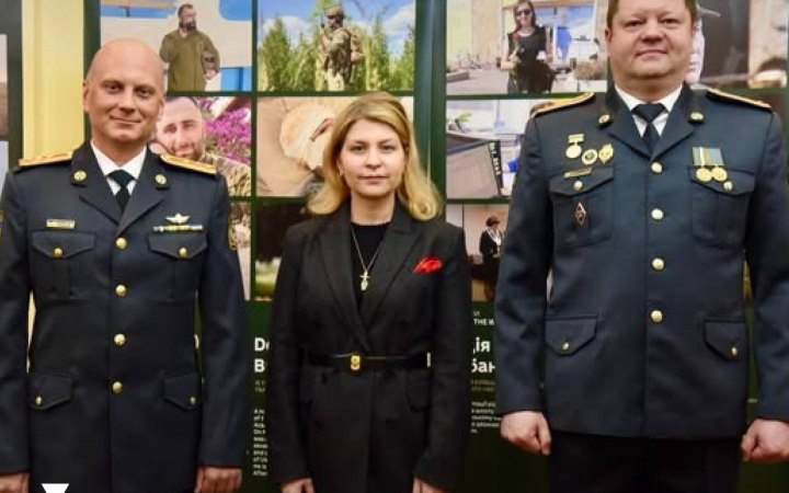 До Дня прикордонника у Посольстві України в США відкрили тематичну фотовиставку