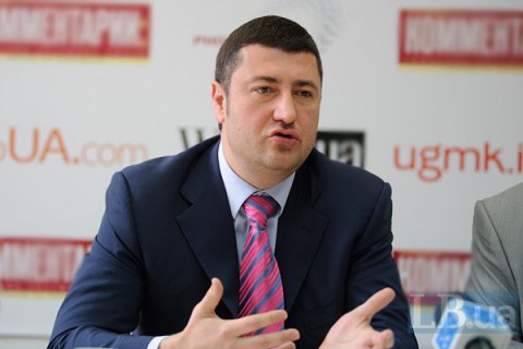 Суд арестовал все имущество Бахматюка по иску Нацбанка