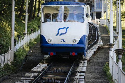 Відкриття Київського фунікулера після ремонту відклали через виявлену несправність
