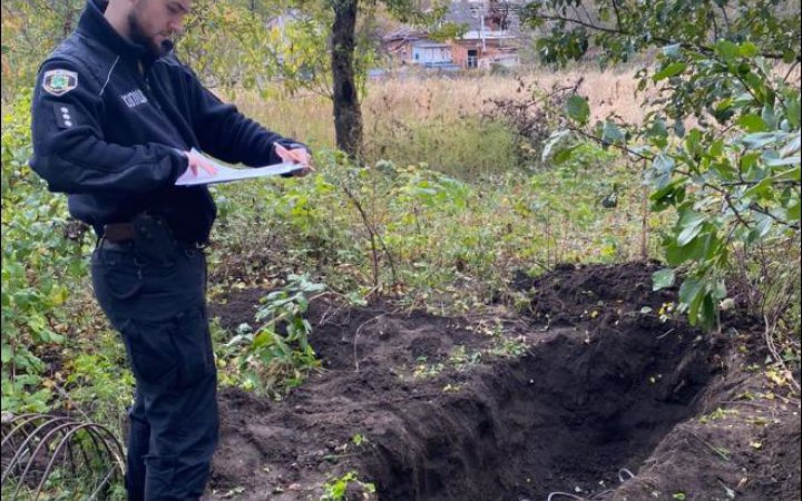 У Старому Салтові на Харківщині ексгумовані тіла двох чоловіків
