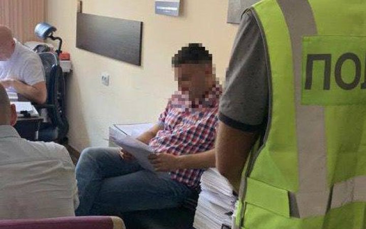 Заступник директора “Київавтодору” отримав підозру в службовій недбалості зі збитками у майже 2 млн грн