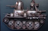 Донецкий сантехник создает картины из мусора