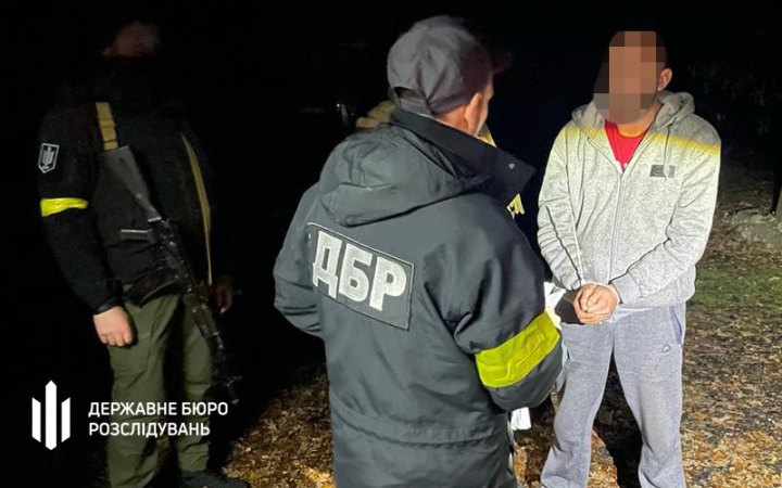 ДБР затримало зрадника з херсонської колонії, який перед звільненням міста випустив ув’язнених