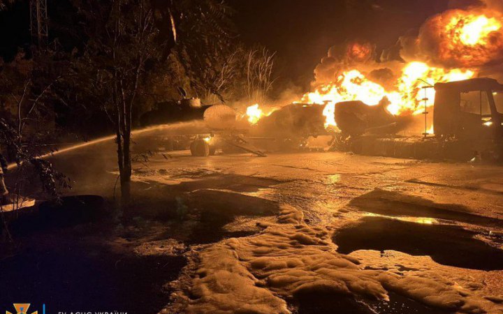 У морському порту Рені вибухнув бензовоз, загинула людина