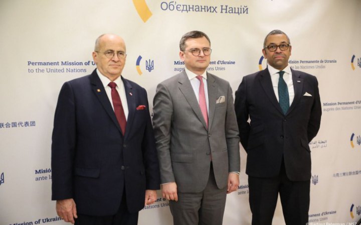 Кулеба провів переговори тристороннього альянсу України, Польщі та Великої Британії щодо протидії російській агресії