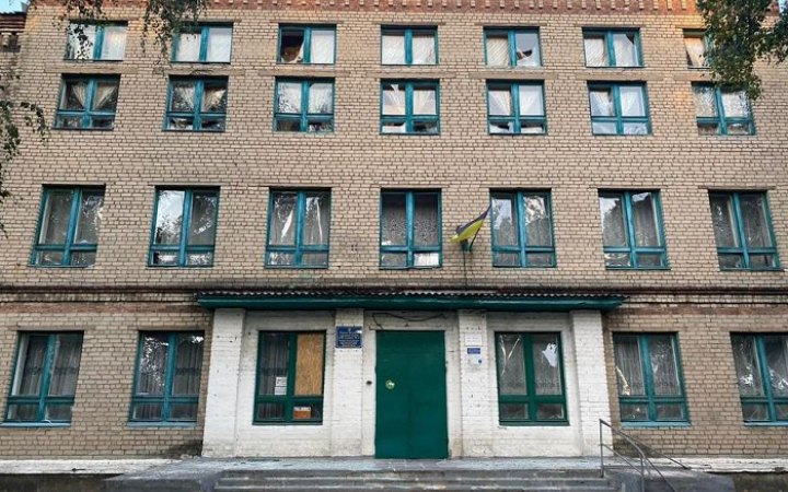 Росіяни обстріляли Торецьк, Краматорськ і Авдіївку на Донеччині. Пошкоджені будинки, школи, є загиблі (оновлено)