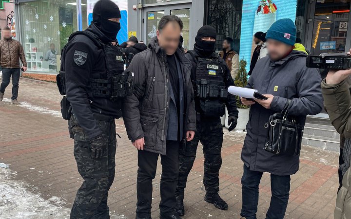 Посадовець КМДА вимагав хабар за можливість отримувати пільгове фінансування на відбудову бізнесу