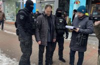 Посадовець КМДА вимагав хабар за можливість отримувати пільгове фінансування на відбудову бізнесу