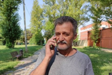 У Мінську силовики увірвалися в дім та затримали журналіста "Радіо Свобода"
