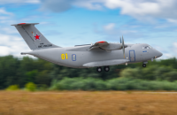 Новітній російський літак Іл-112В розбився під час тренувального польоту, екіпаж загинув