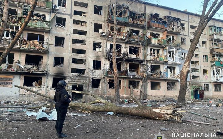 Головне за ніч та ранок понеділка, 10 лютого: удар по Сумах, майже 100 боєзіткнень 