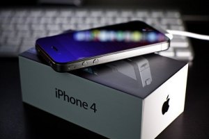 Каждый второй iPhone в Украине нелегальный