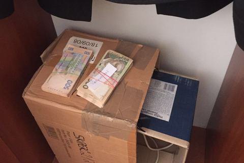 Высокопоставленного харьковского налоговика поймали на взятке 150 тыс. грн (обновлено)