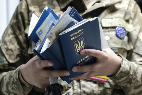 Госпогранслужба пресекла переправку мигрантов из Азии на границе с Россией