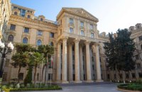 Азербайджан вручив ноту протесту послу Росії через попадання російської ракети на територію посольства Азербайджану в Києві 