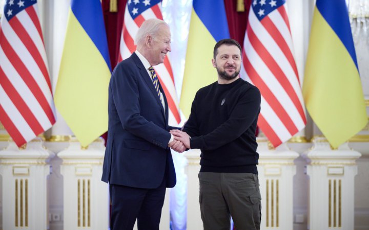 ​Байден: новий пакет військової допомоги від США включатиме ракети до HIMARS та Javelin