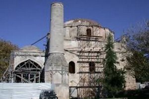 На греческом острове рухнула мечеть