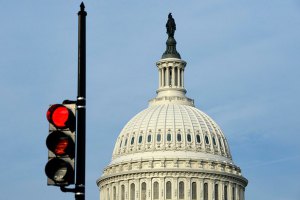 Конгресс продлил финансирование правительства США до 18 января