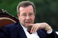 Літак з президентом Естонії екстрено сів у Берліні