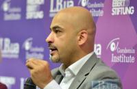 Найєм: реінтеграція жителів Донбасу можлива до деокупації