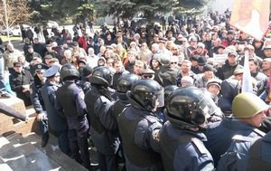 В Мариуполе захватили прокуратуру