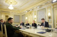 Зеленський і міністр оборони Данії обговорили постачання F-16 і дансько-українську конференцію оборонних індустрій