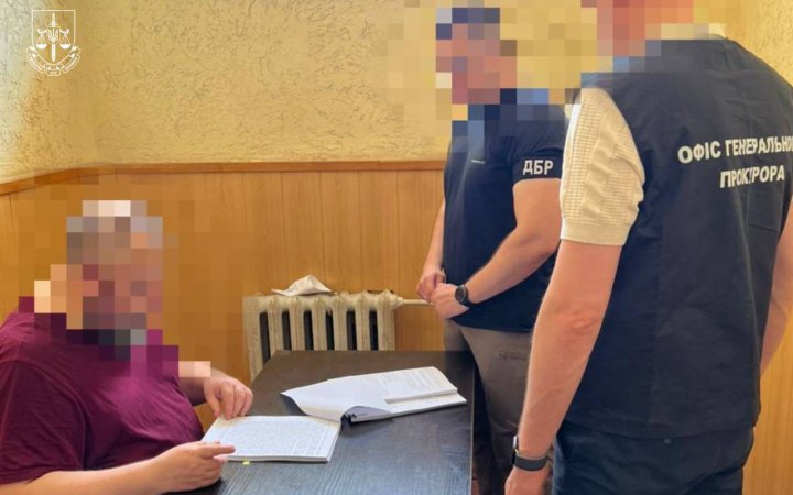 Ексдиректору Департаменту держзакупівель Міноборони оголосили підозру у збитках на 2 млрд грн