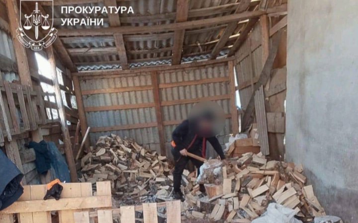 На Буковині керівництво колонії підозрюють у торгівлі людьми й експлуатації в'язнів
