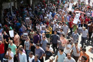 ​В Египте тысячи сторонников Мурси вышли на акции протеста